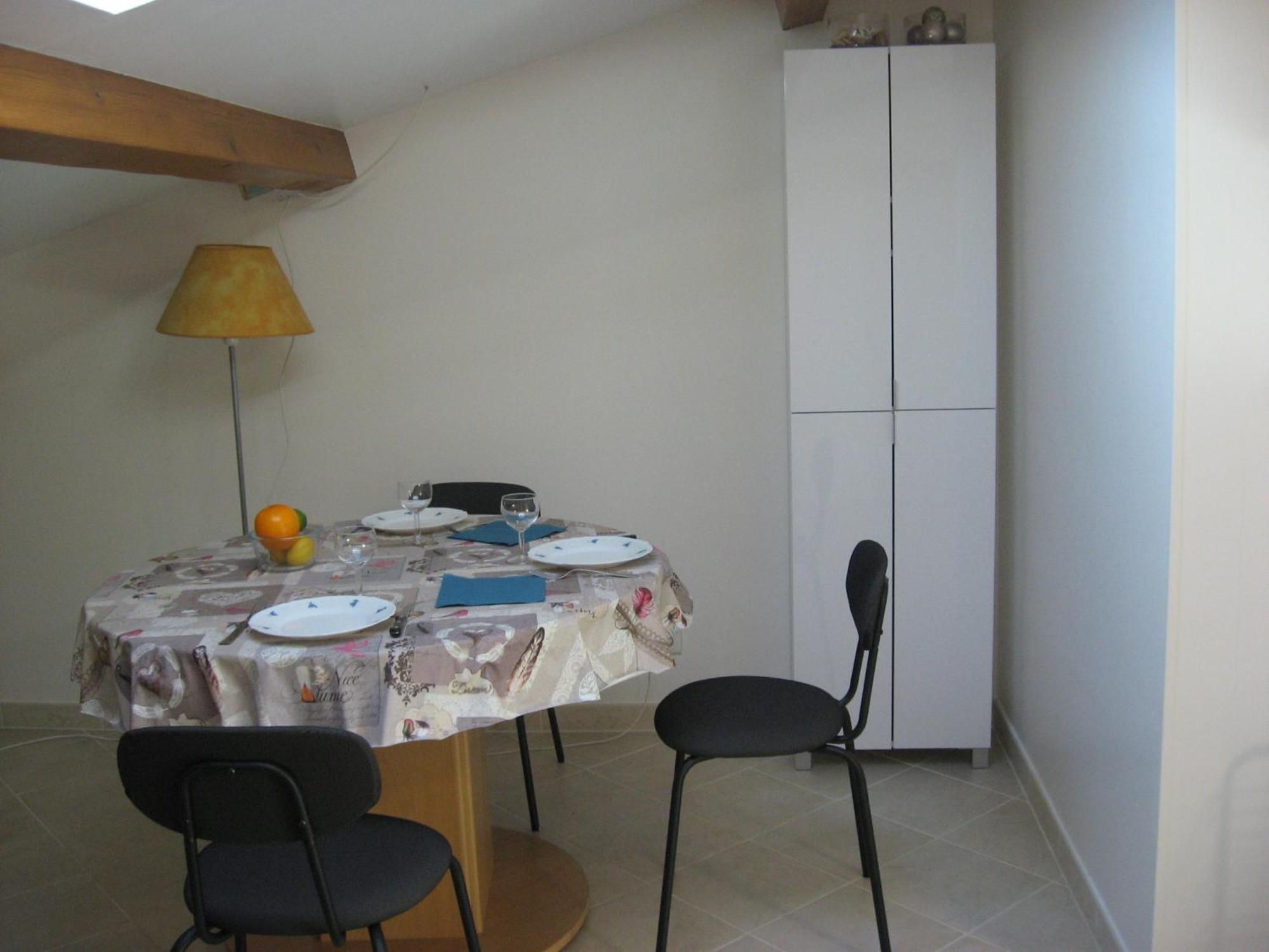 T 2 Avec Velux Sous Les Combes De 34 M2 Lejlighed La Londe-les-Maures Eksteriør billede